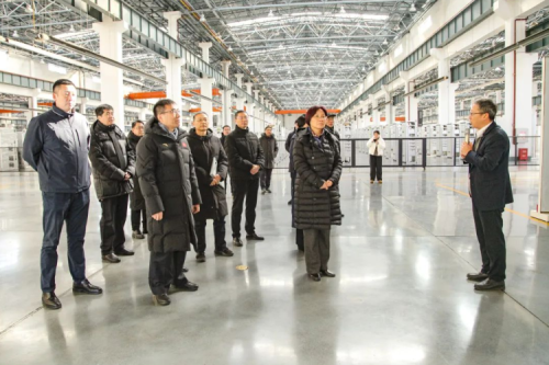 全國工商聯(lián)黨組成員、副主席汪鴻雁一行蒞臨九洲集團(tuán)參觀調(diào)研